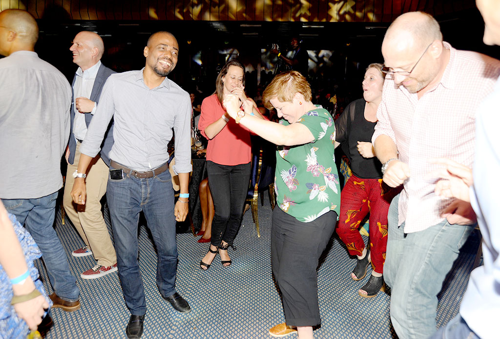 Guests dance to the jazzi music